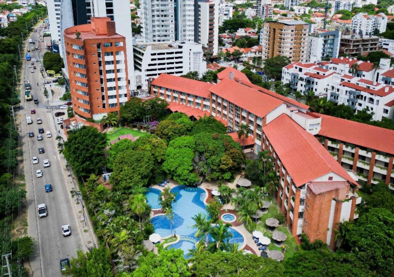 Hotel Camino Real Santa Cruz de La Sierra Exterior photo